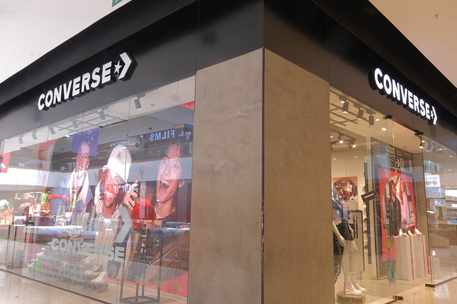 tienda de zapatos converse en tunja