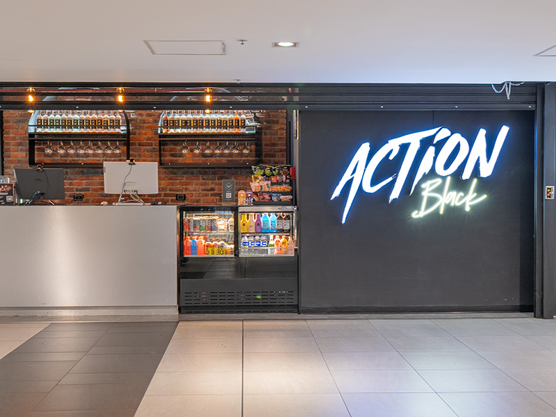 ACTION BLACK